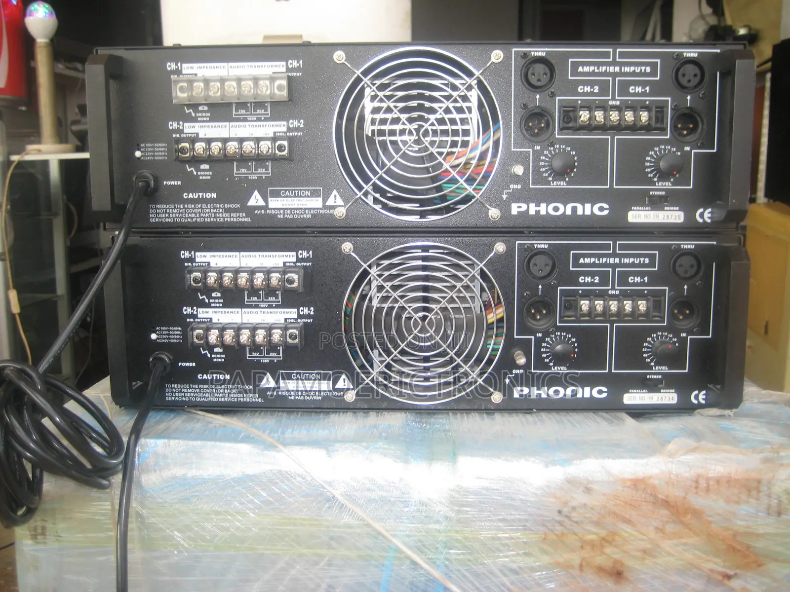 PHONIC Icon 300 Original Power Amplifier .