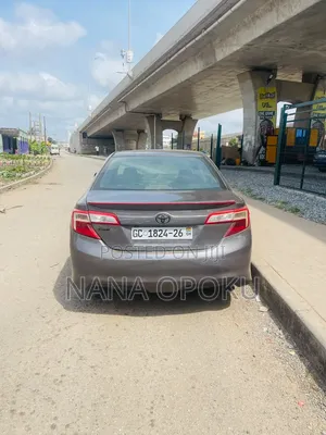 Toyota Camry 2014 Gray