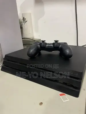 Clean UK Used Sony PlayStation 4 Pro 1TB With Controller