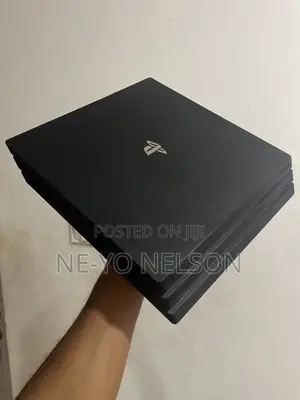 Clean UK Used Sony PlayStation 4 Pro 1TB With Controller