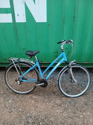 GIANT Step Through City/Hybrid Bicycle UNISEX