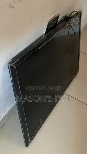 32 Inches Samsung Television