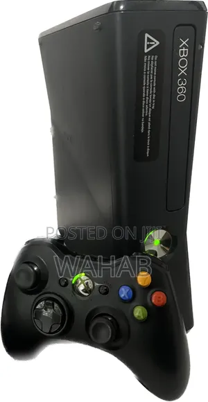 Xbox 360 With 7 Free Games and 1 Game Pad