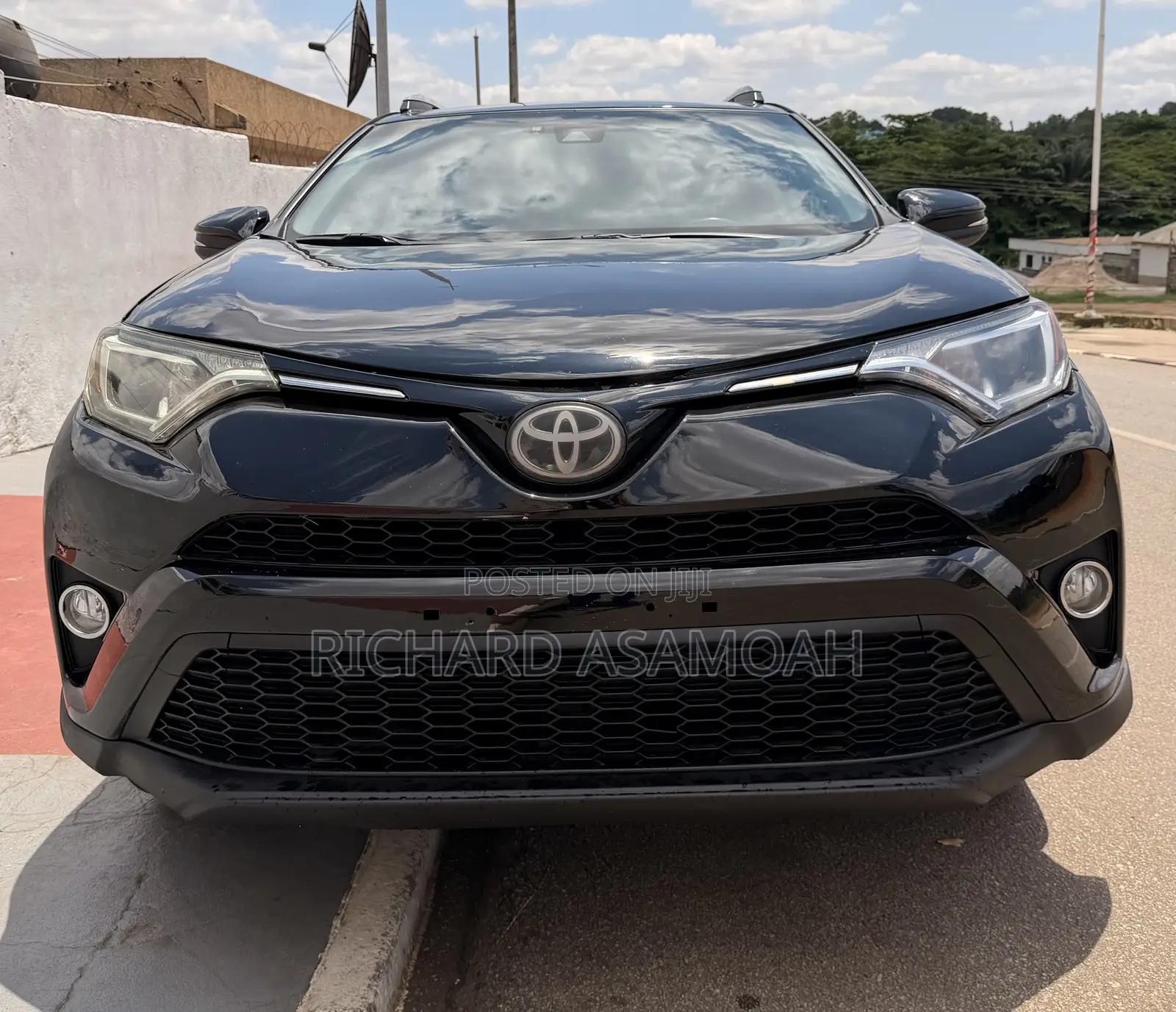Toyota RAV4 SE 4dr SUV AWD (2.5L 4cyl 6A) 2018 Black