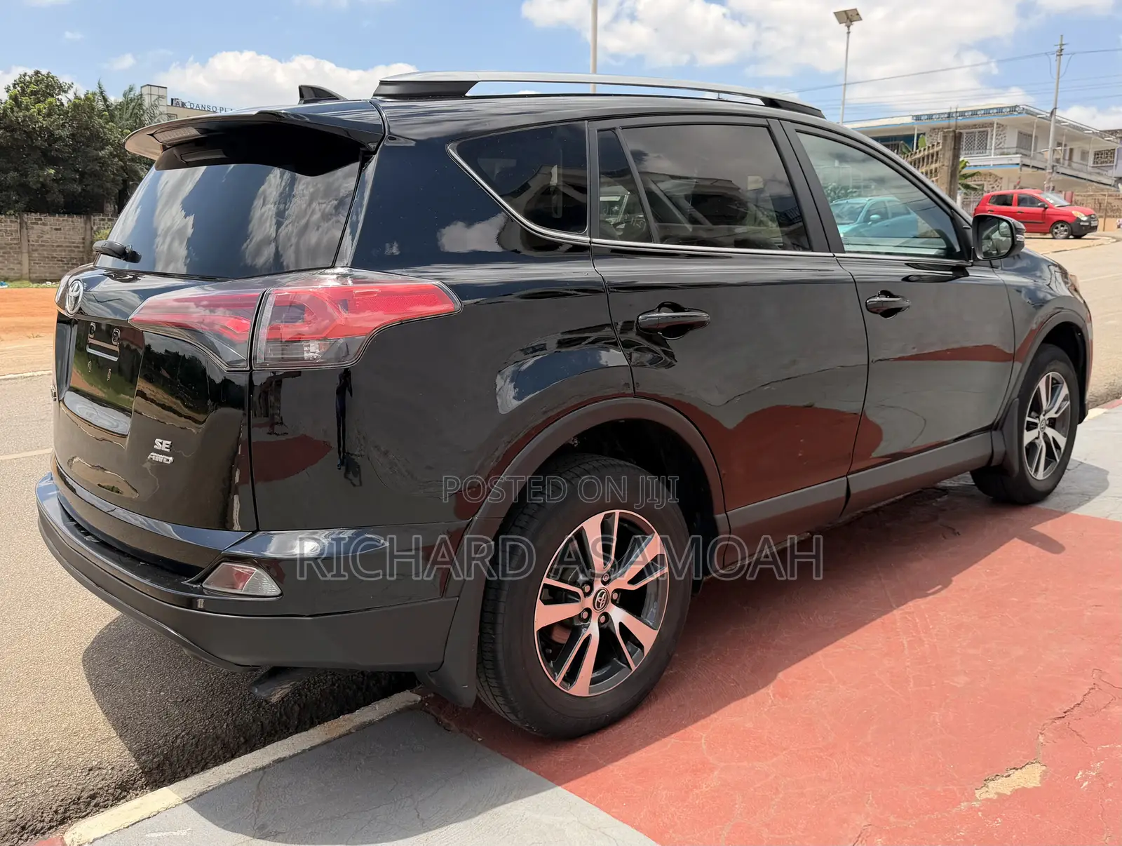 Toyota RAV4 SE 4dr SUV AWD (2.5L 4cyl 6A) 2018 Black