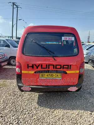Hyundai H-100 2004 Red