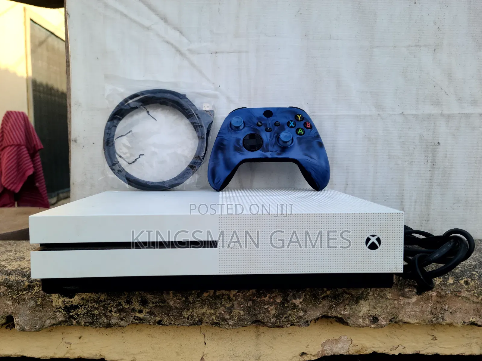 Xbox One S Cheap and Very Neat(1Tb) With Installed Games