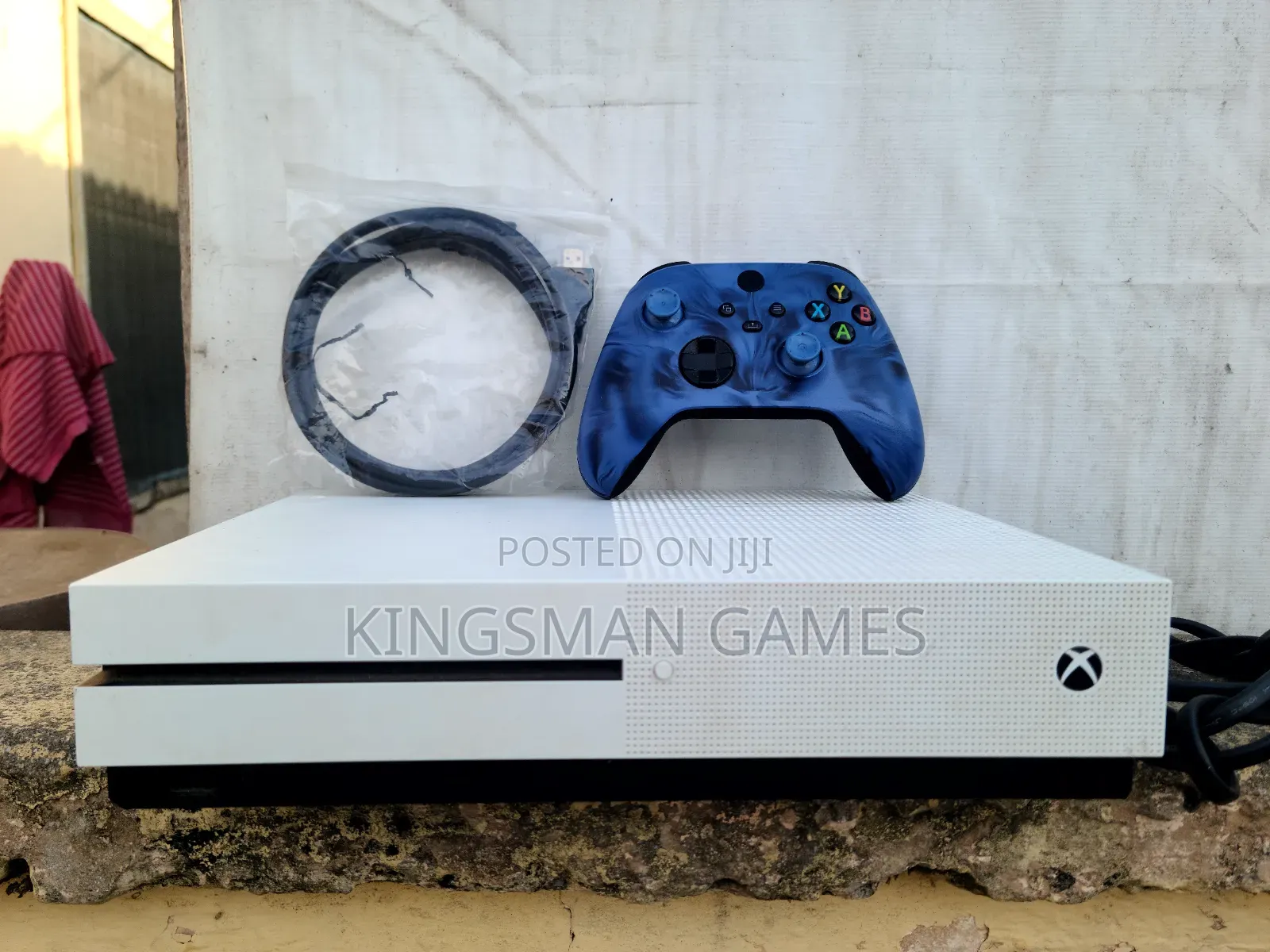 Xbox One S Cheap and Very Neat(1Tb) With Installed Games