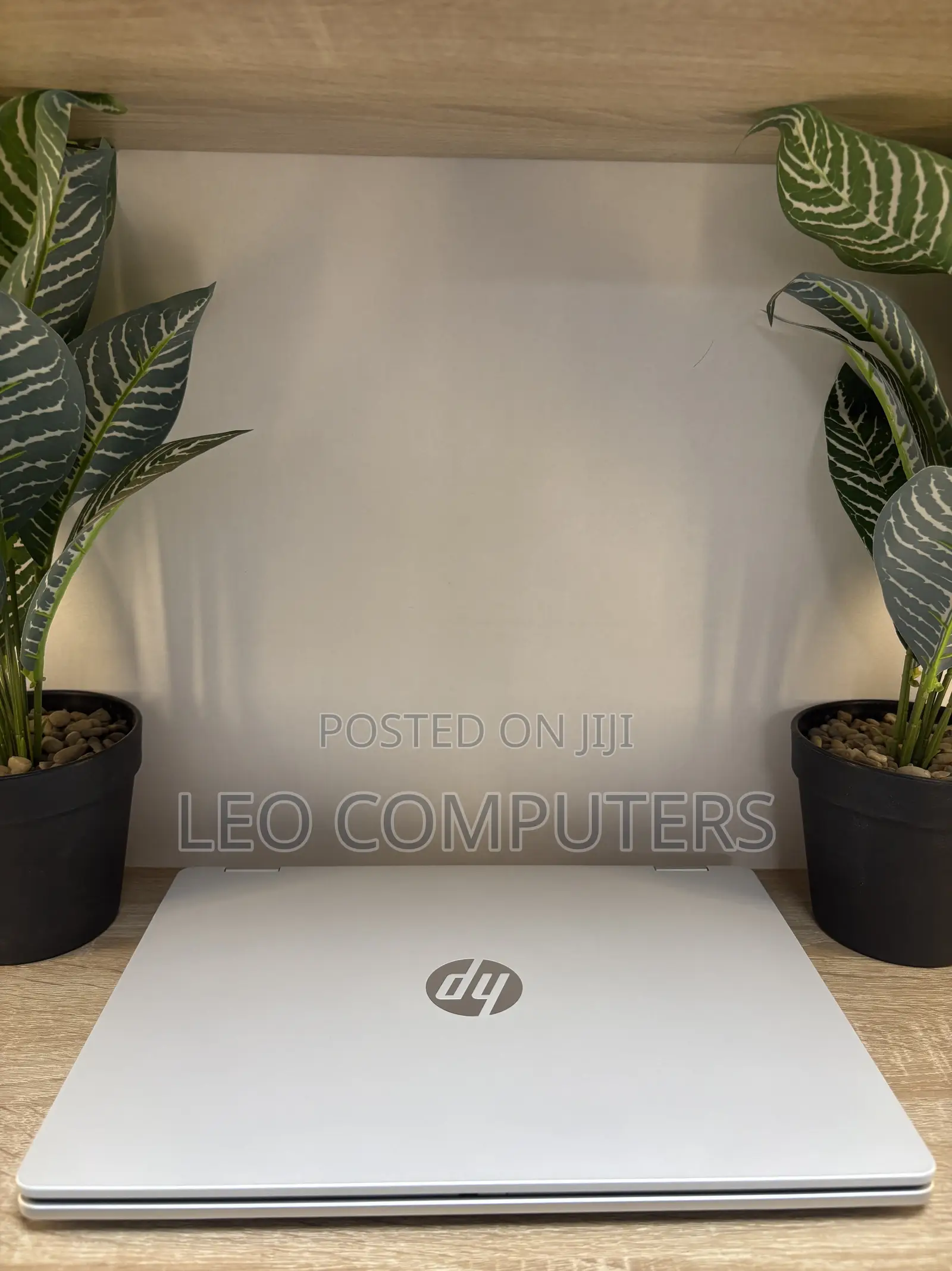 Laptop HP OmniBook 5 Flip 16GB Intel Core i7 SSD 512GB