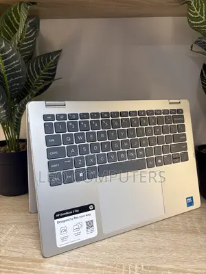 Laptop HP OmniBook 5 Flip 16GB Intel Core i7 SSD 512GB