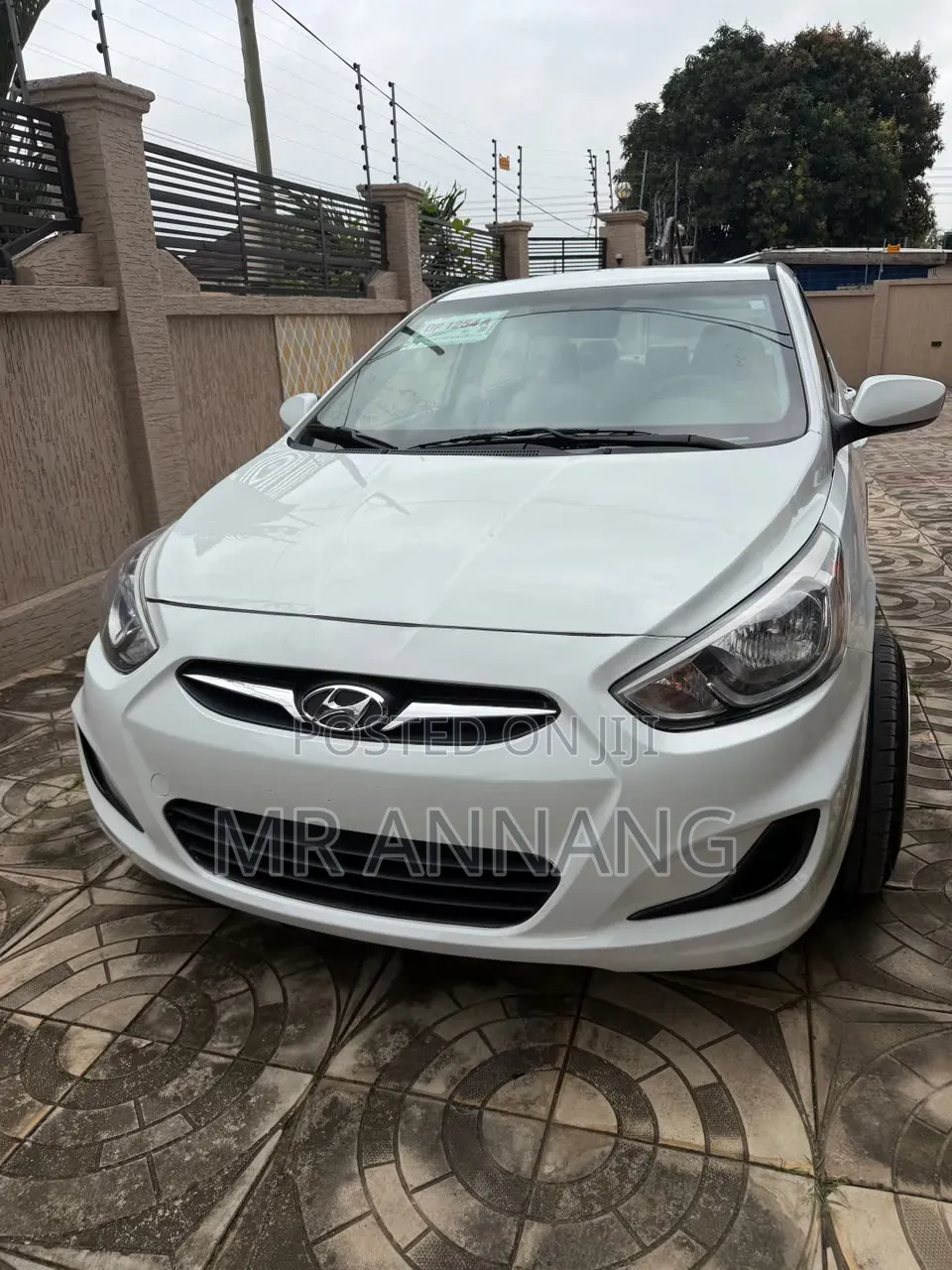 Hyundai Accent SE Sedan 2017 White
