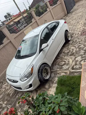 Hyundai Accent SE Sedan 2017 White