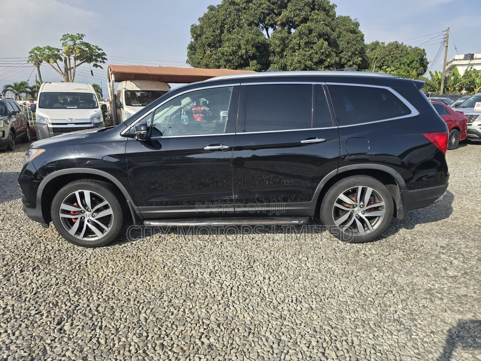 Honda Pilot Touring 4dr SUV 4WD (3.5L 6cyl 9A) 2016 Black