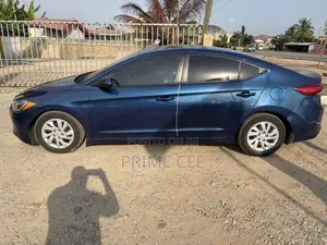 Hyundai Elantra 2018 Blue