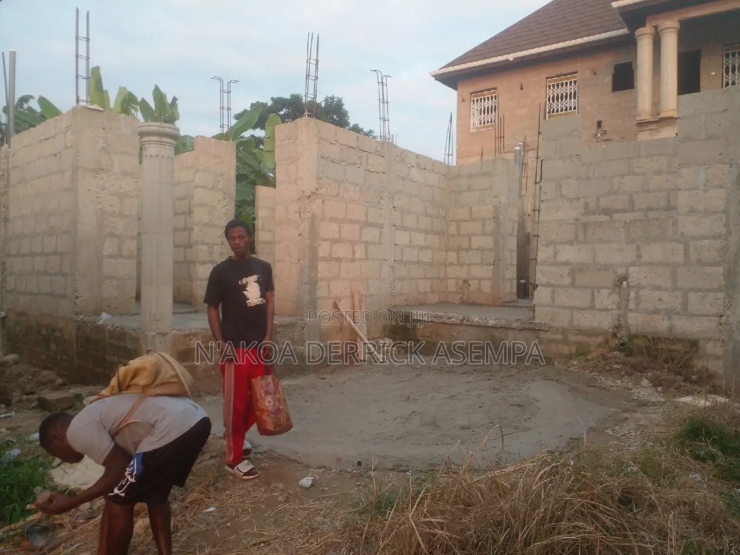 Two Bedroom Uncompleted Storey Building With Size 40 by 40
