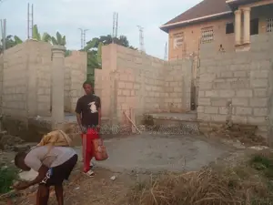 Two Bedroom Uncompleted Storey Building With Size 40 by 40