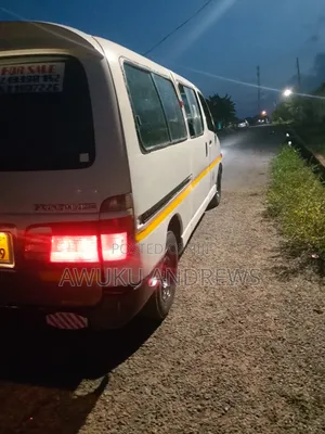 Toyota HiAce 1997 White