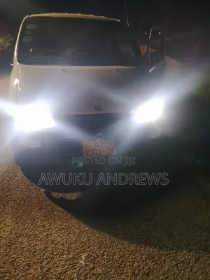 Toyota HiAce 1997 White