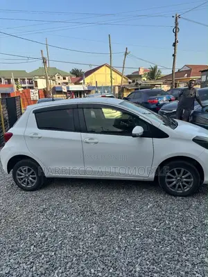 Toyota Vitz 1.3 FWD 5dr 2016 White