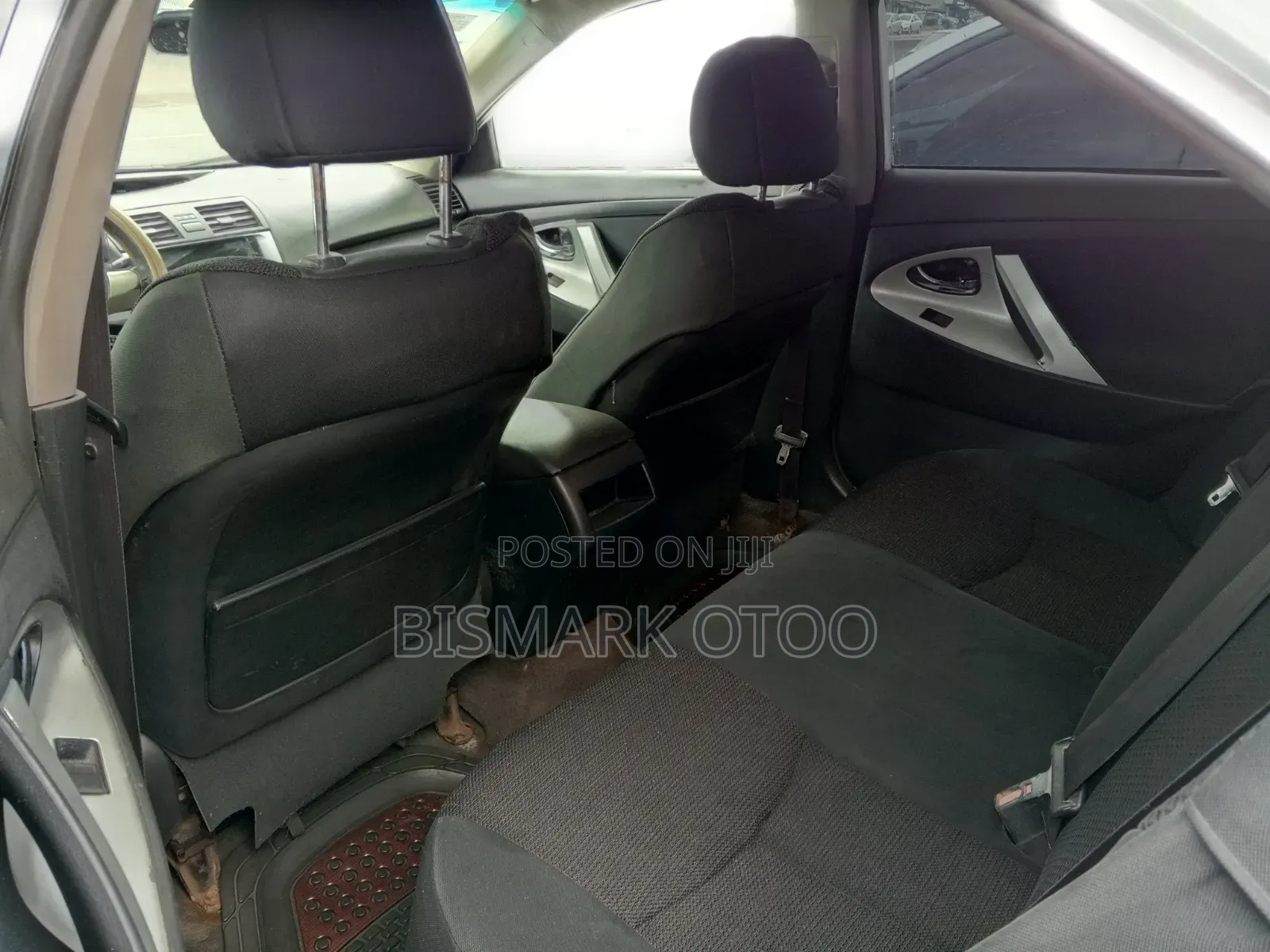 Toyota Camry SE 4dr Sedan (2.5L 4cyl 6AM) 2010 White