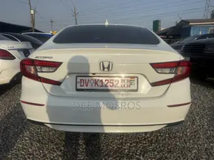 Honda Accord LX 1.5T 2021 White