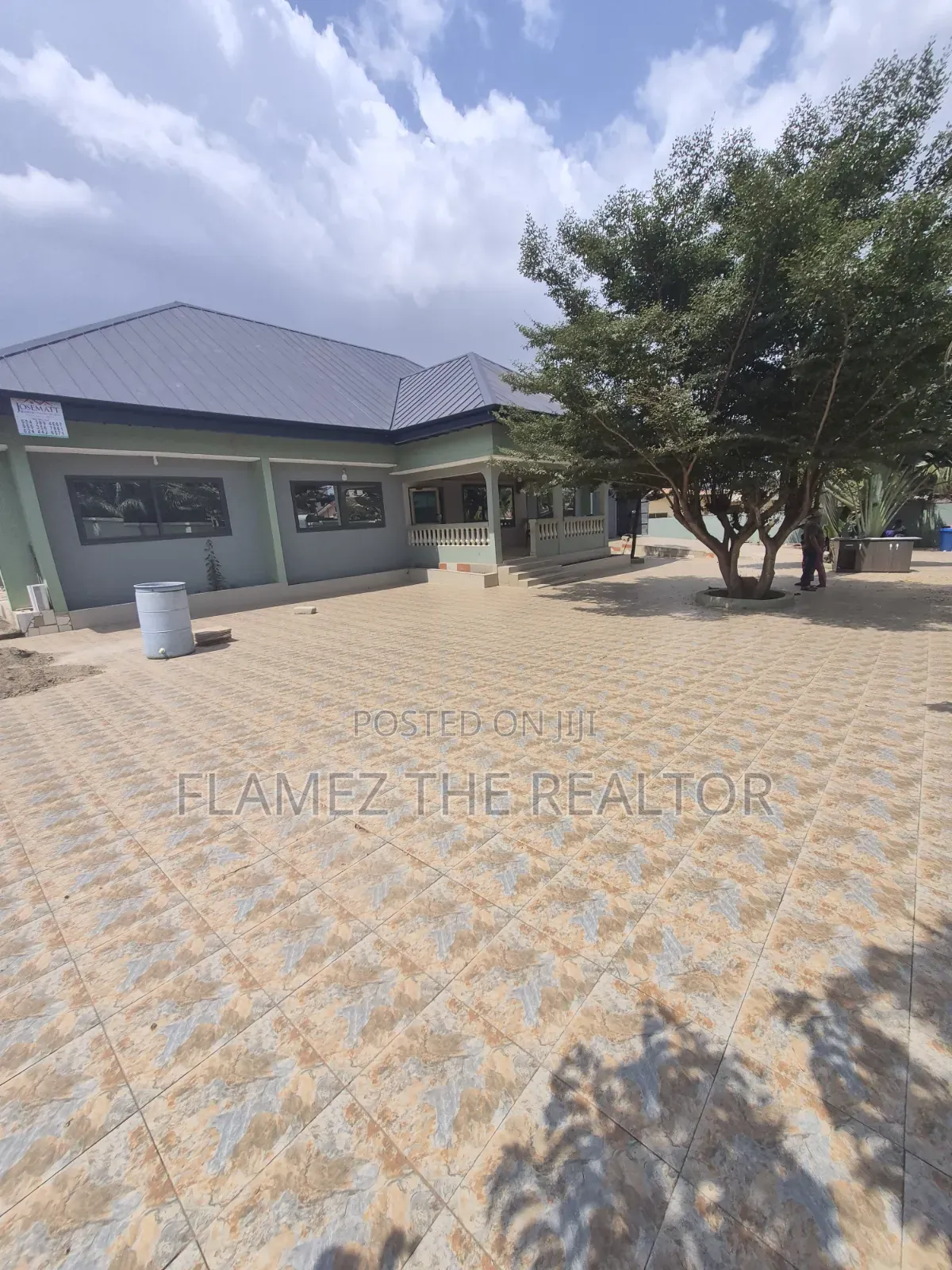 4bdrm House in Tantra Hills, Ola Achool Area for rent