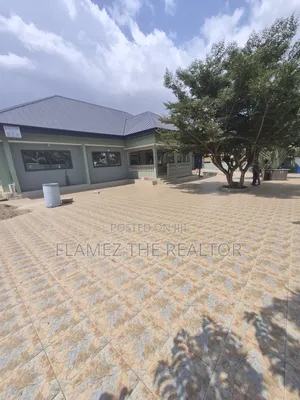 4bdrm House in Tantra Hills, Ola Achool Area for rent