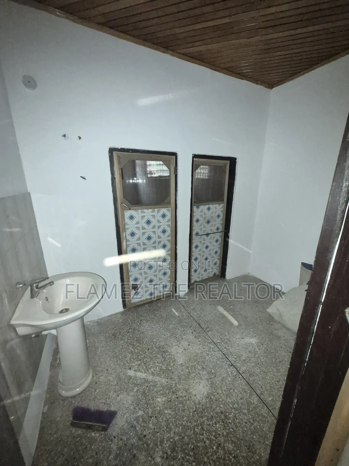 4bdrm House in Tantra Hills, Ola Achool Area for rent