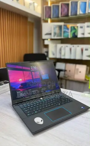 Laptop Alienware M16 R2 16GB Intel Core Ultra 9 SSD 1T