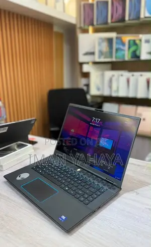 Laptop Alienware M16 R2 16GB Intel Core Ultra 9 SSD 1T