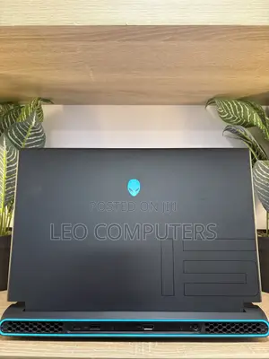 Laptop Alienware M15 R7 16GB Intel Core i7 SSD 1T