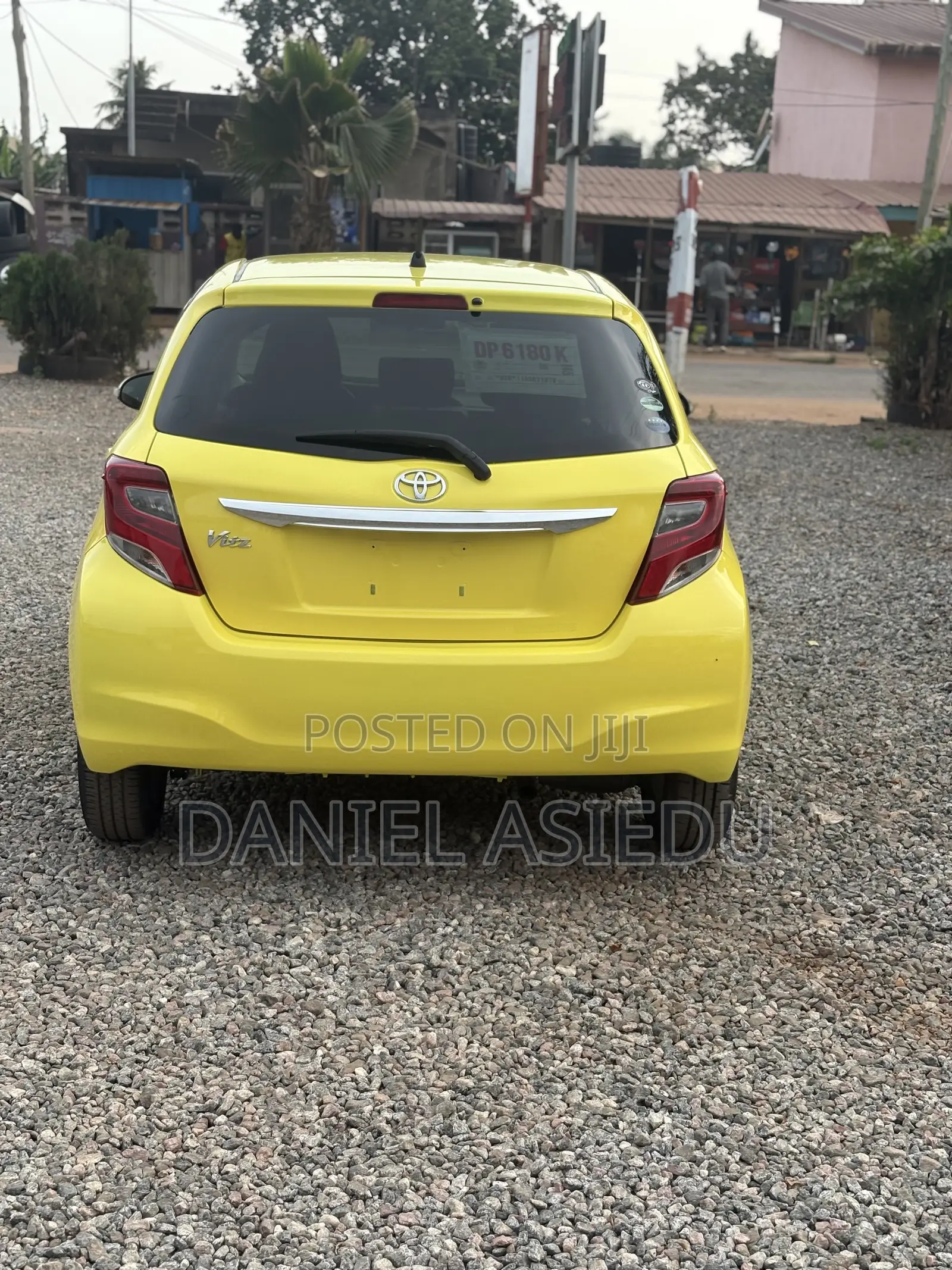 Toyota Vitz 1.3 AWD 3dr 2015 Yellow