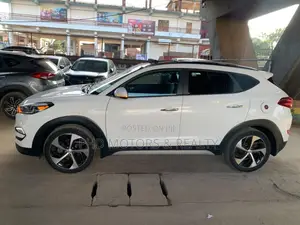 Hyundai Tucson Limited AWD 2018 White