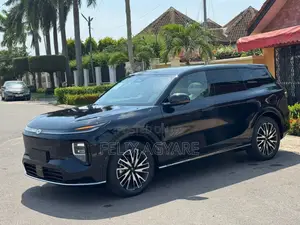 New Changan Nevo Q07 2025 Black