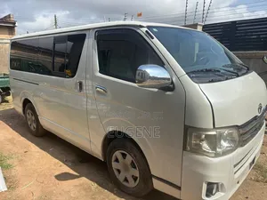 Toyota Fun Cargo 2012 White