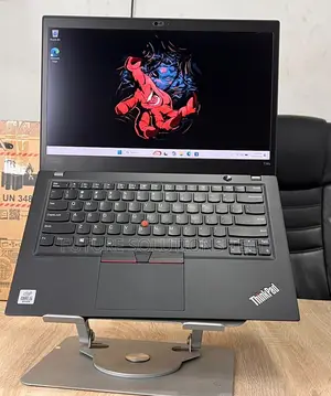 Laptop Lenovo ThinkPad T14s Gen 2 8GB Intel Core i5 SSD 256GB