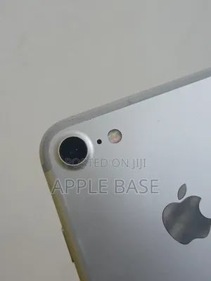 Apple iPhone 7 32 GB Silver