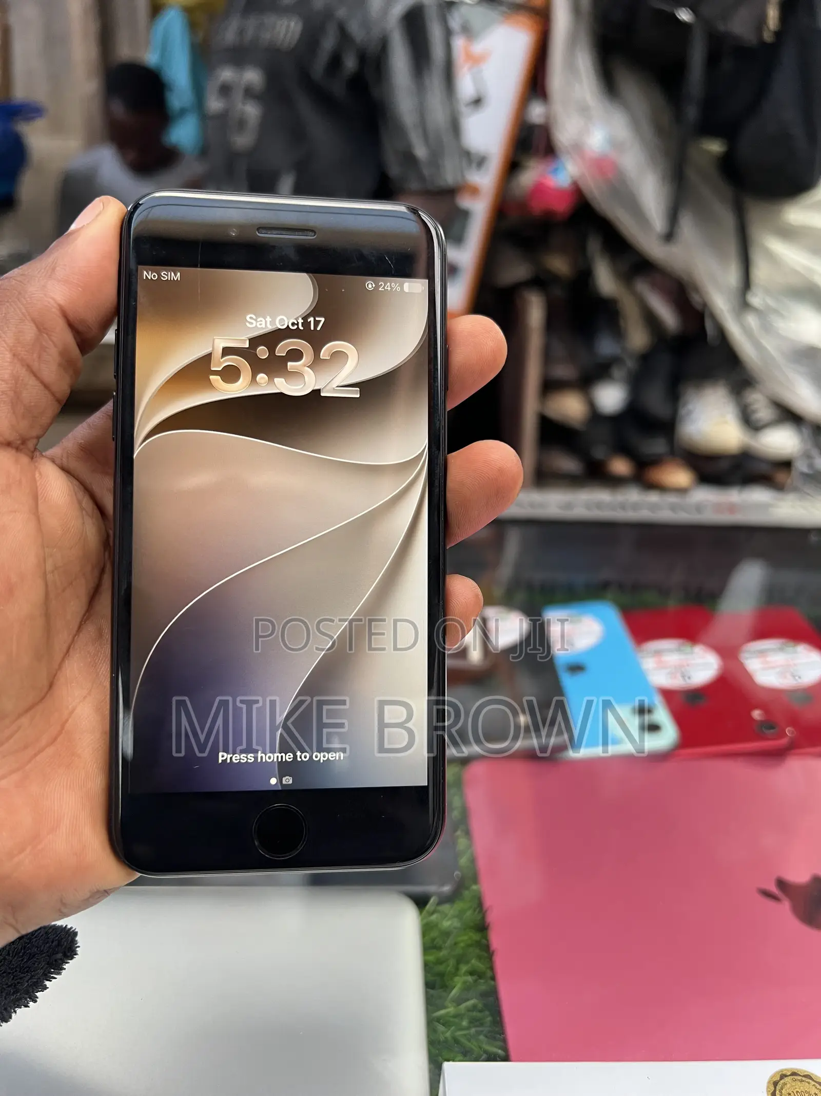 Apple iPhone SE (2020) 64 GB Black