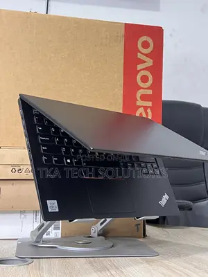 New Laptop Lenovo ThinkPad T14s Gen 1 8GB Intel Core i5 SSD 256GB