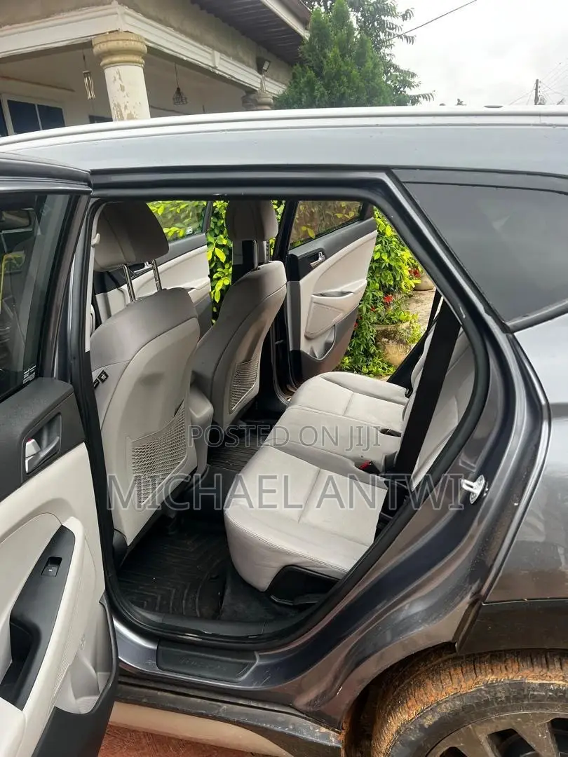Hyundai Tucson Sport FWD 2017 Silver