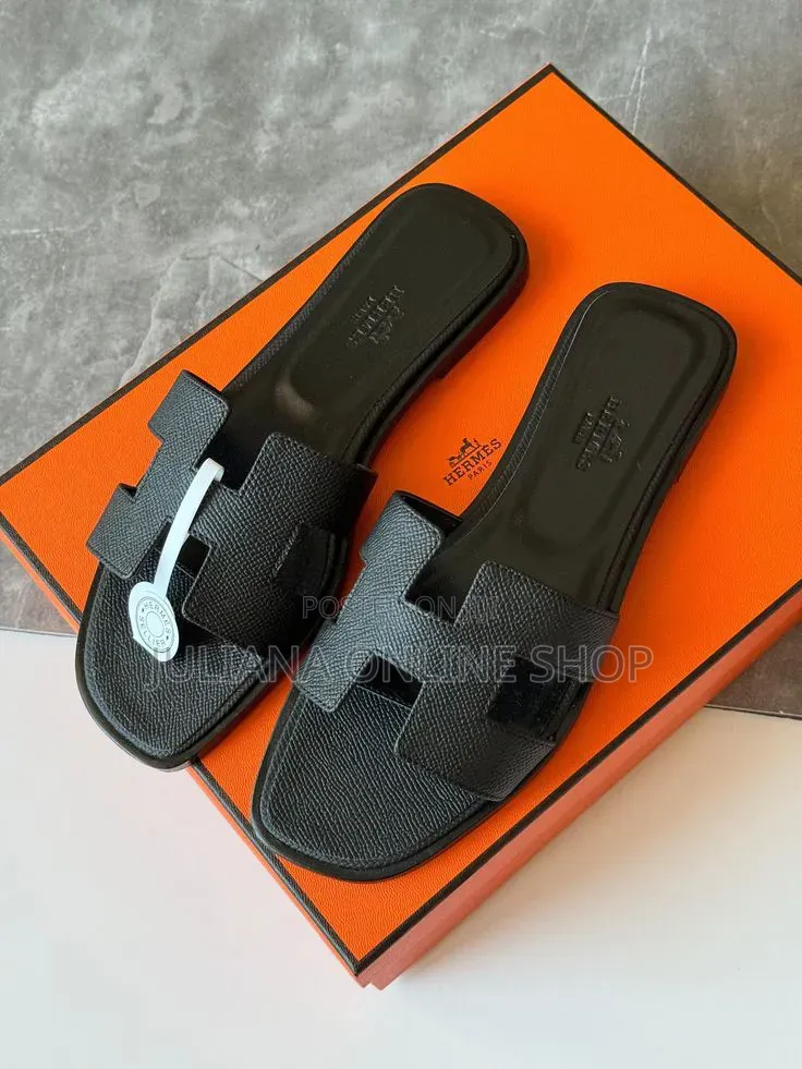 Hernes Slippers