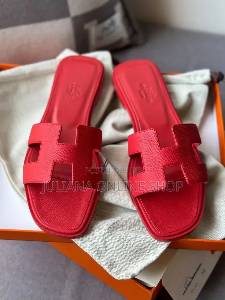 Hernes Slippers