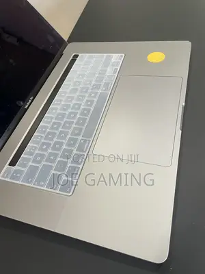 Laptop Apple MacBook Pro 2019 32GB Intel Core i9 SSD 1T