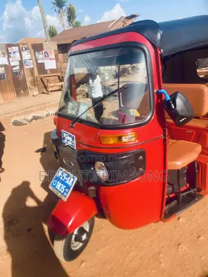 Bajaj RE 2025 Red