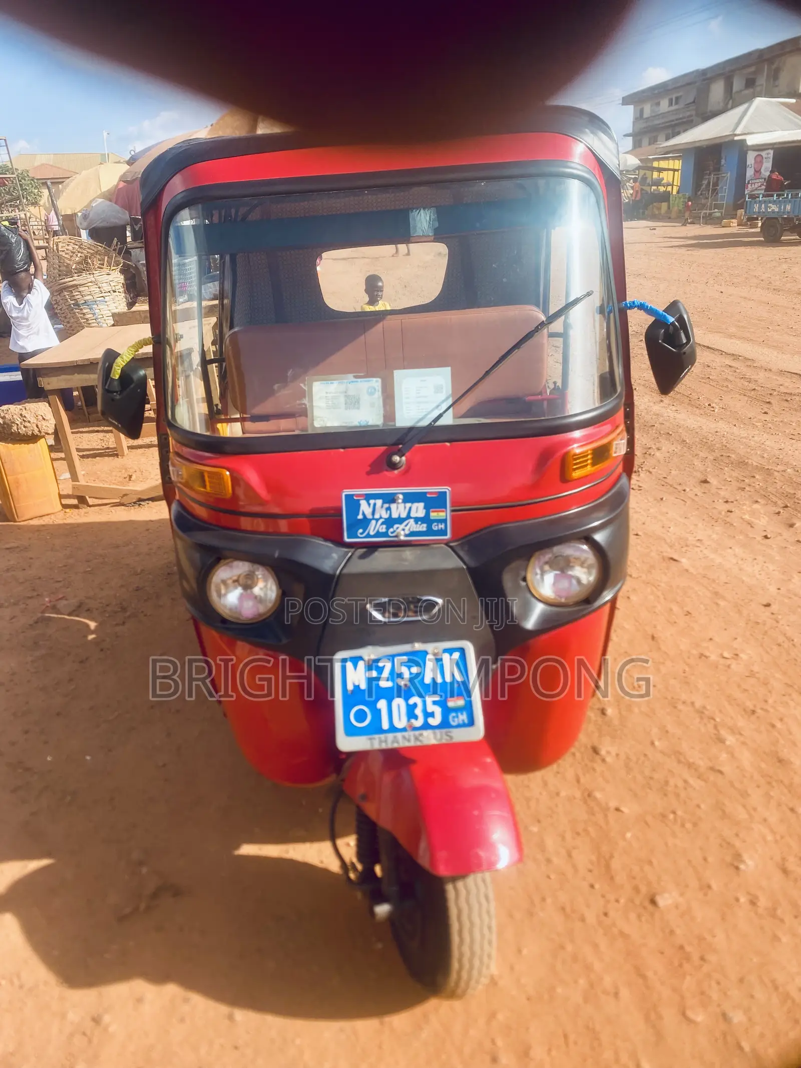 Bajaj RE 2025 Red