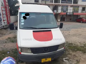 Mercedes-Benz Sprinter 2010 White