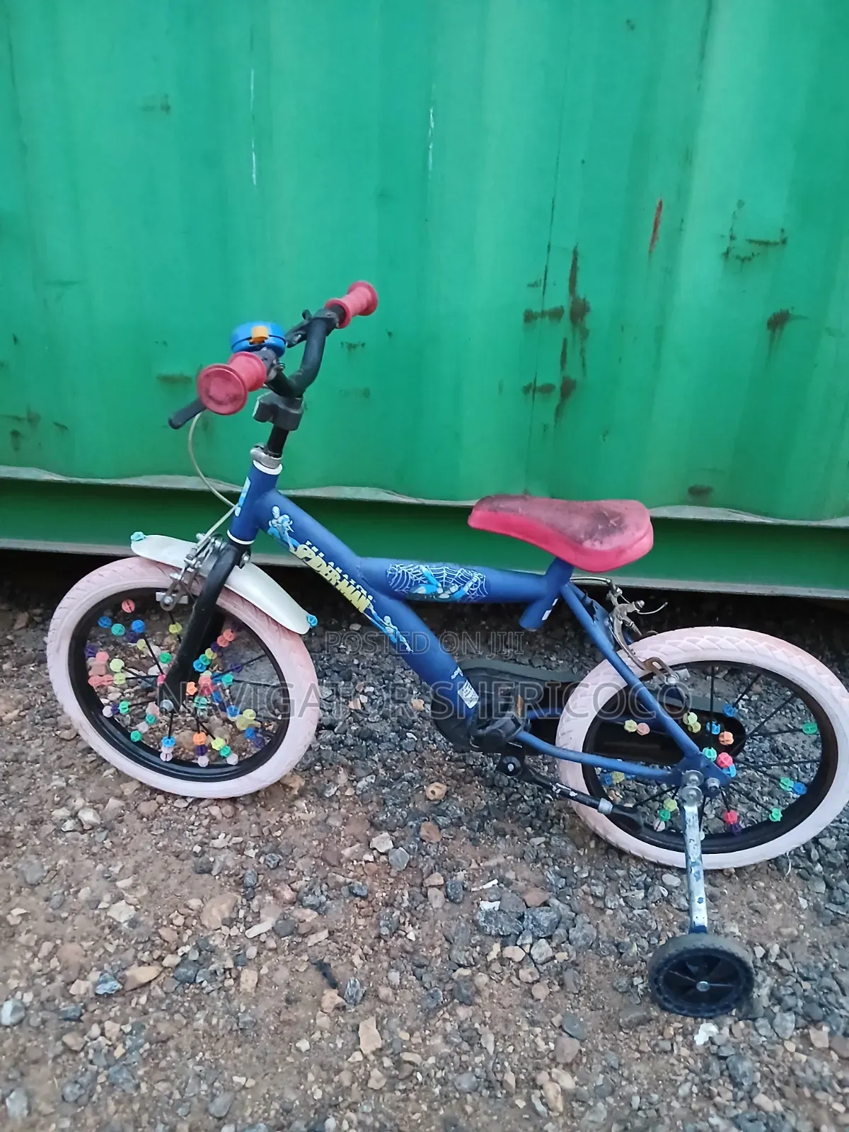 Young Child's Bicycle/Learner Bike With Removable Training Wheels