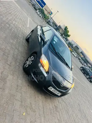Toyota Yaris 2008 Gray