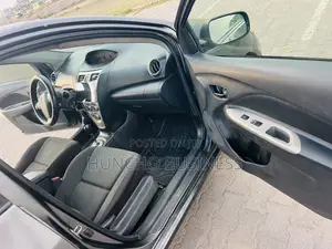 Toyota Yaris 2008 Gray