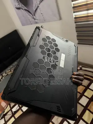 Laptop Asus TUF Gaming A17 24GB AMD Ryzen 5 SSD 512GB